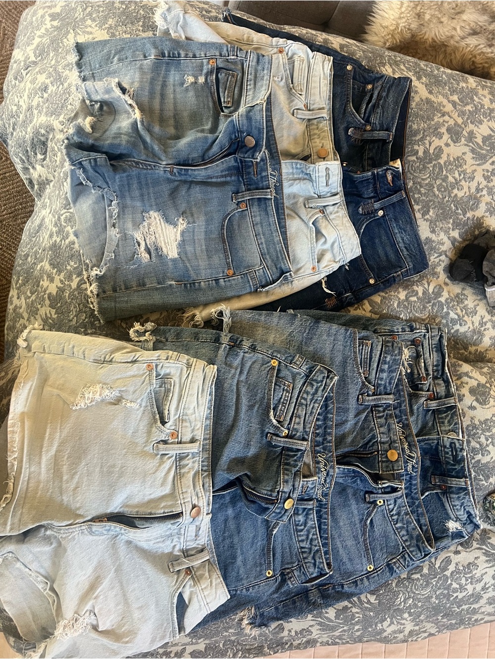 Lot of 7 pairs of denim shorts 6/28